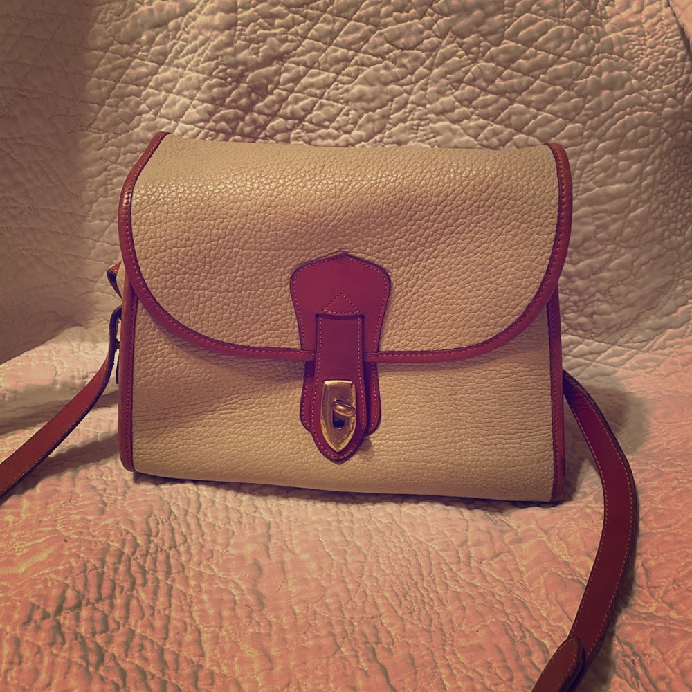 Vintage Dooney and Bourke purse.